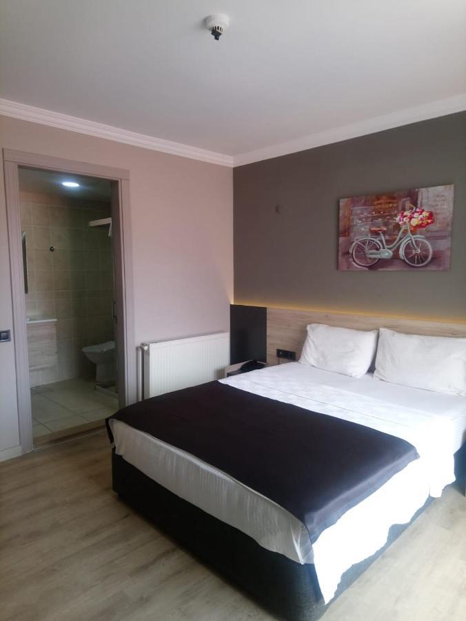 Grand Faik Hotel Çeşme Exteriör bild