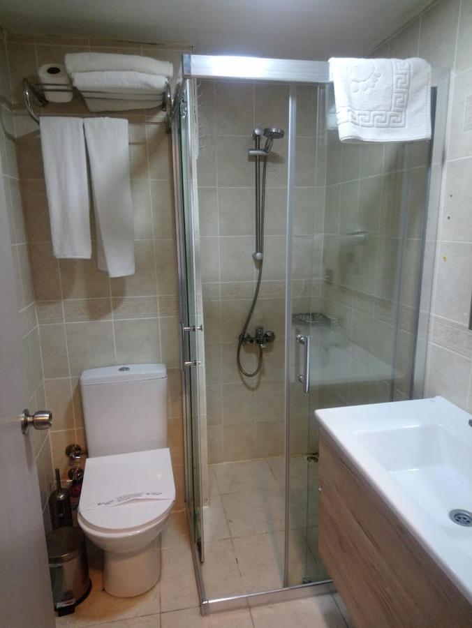 Grand Faik Hotel Çeşme Exteriör bild